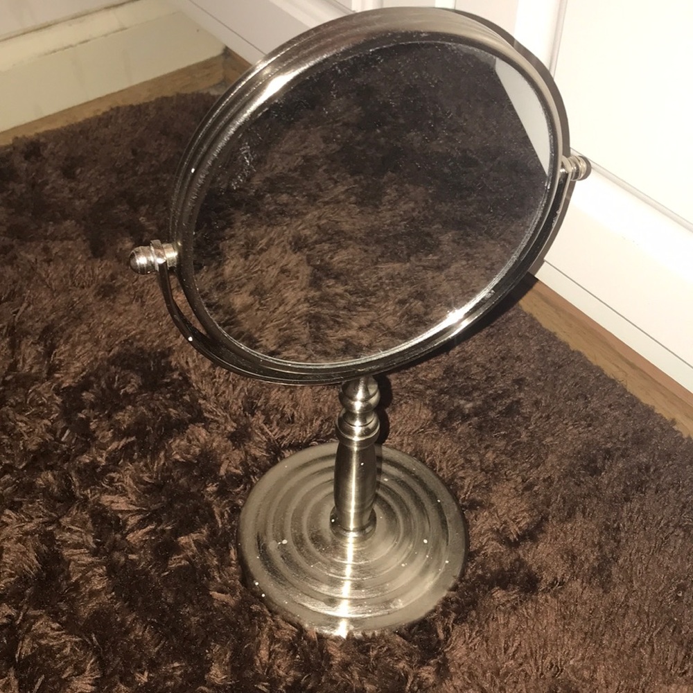 makeup mirror